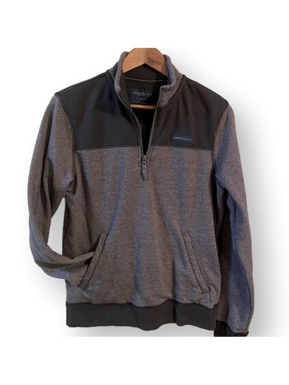 🎈$5 add on| Aeropostale Men’s Zip Top. Small